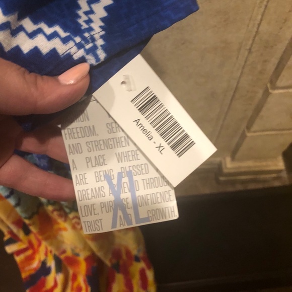 Dress - Picture 2 of 2